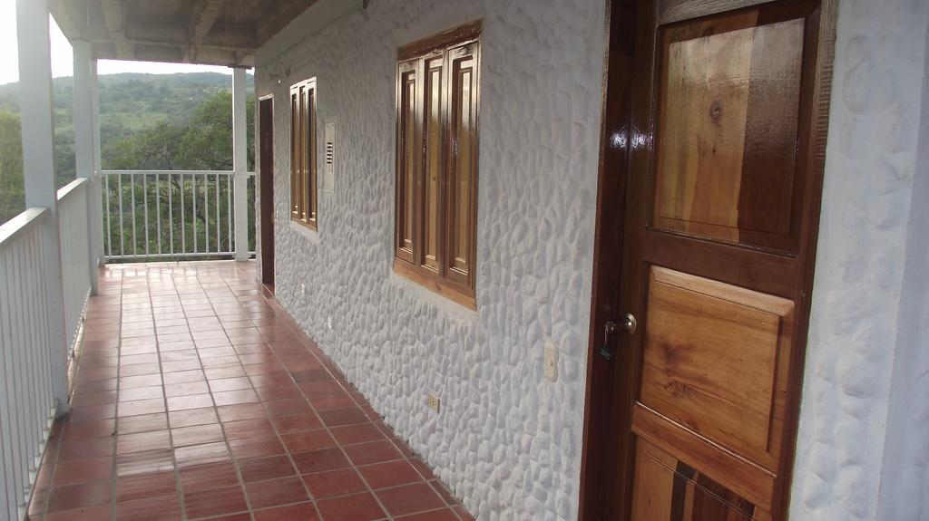 Hotel Ecoturistico Villa Lucy Curití Exterior foto